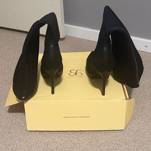 Cozy Island Black Heeled Boots for Women